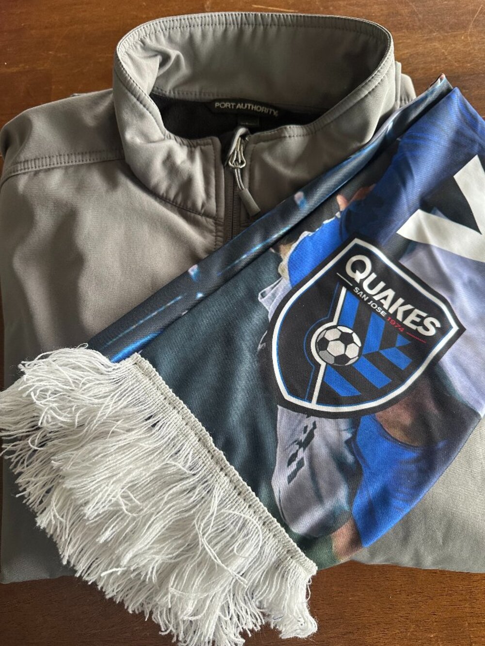 San Jose Earthquakes Quakes Soccer Jacket & Stadium Scarf Bundle